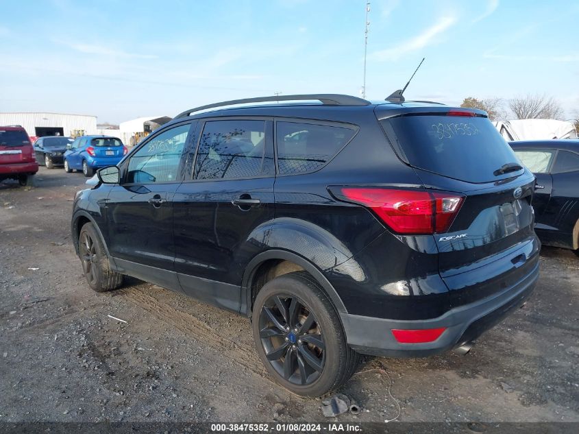 2019 FORD ESCAPE SE - 1FMCU9GD1KUC33519