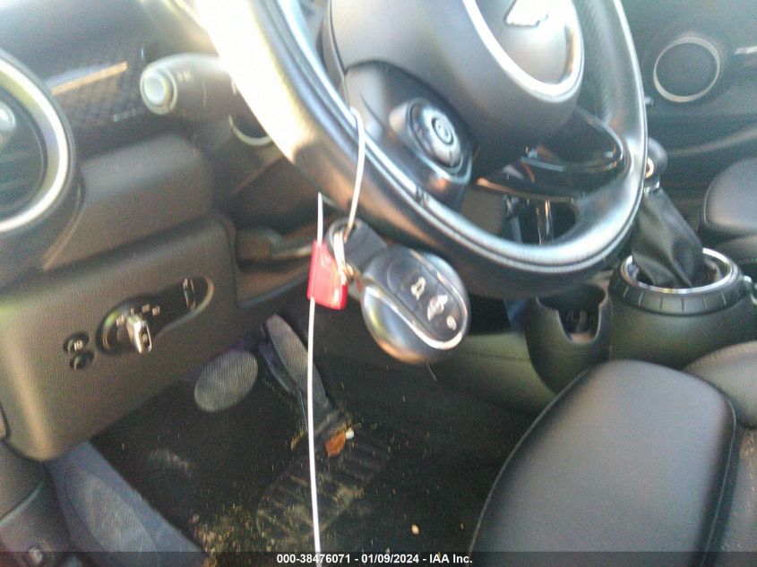 2015 MINI HARDTOP COOPER S - WMWXU3C52F2B56551