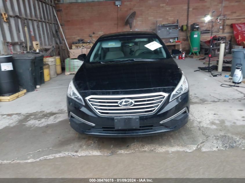 2015 HYUNDAI SONATA SE - 5NPE24AF3FH204863