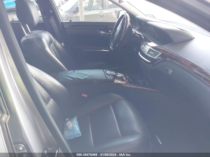 2013 MERCEDES-BENZ S 550 WDDNG7DB0DA514877