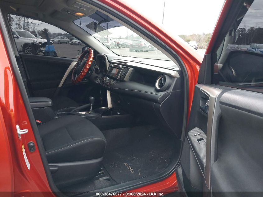 2015 TOYOTA RAV4 XLE - 2T3WFREV7FW149611