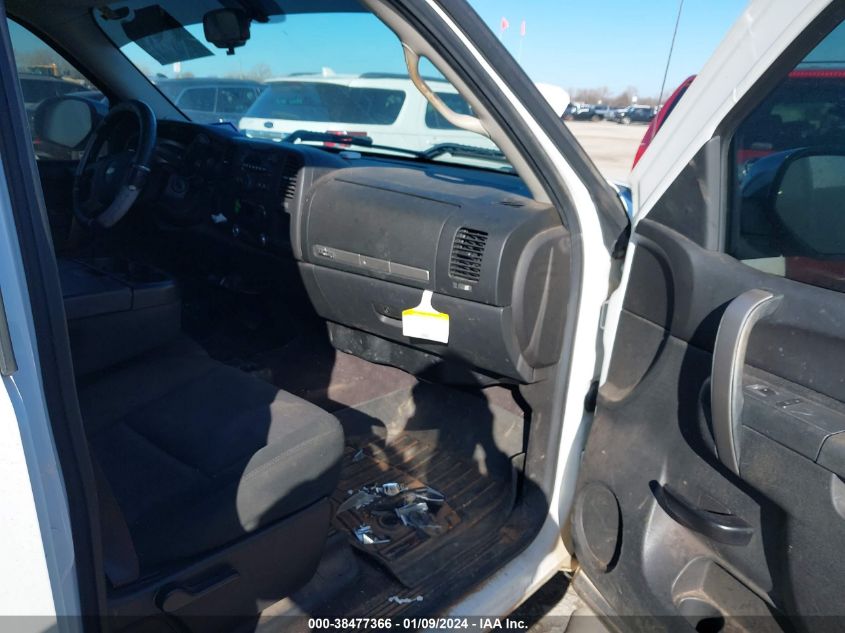 2013 CHEVROLET SILVERADO 1500 C1500 LT - 3GCPCSE06DG120980