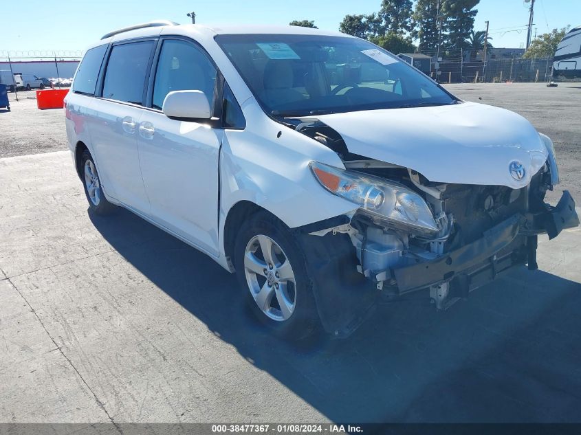 TOYOTA-SIENNA-5TDKK3DC3ES487093