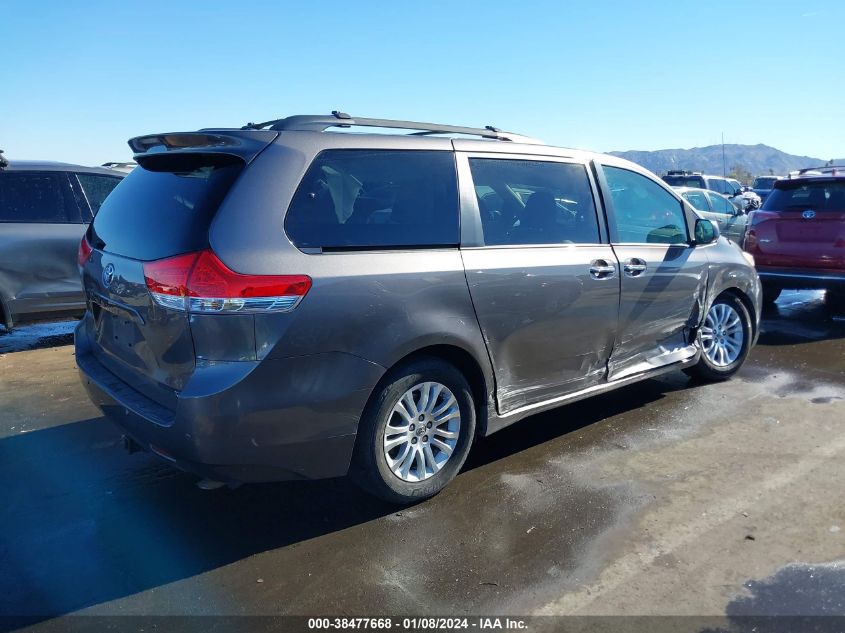 5TDYK3DC1DS402308 2013 TOYOTA SIENNA, photo no. 4