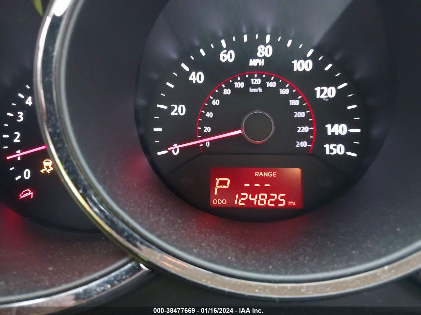 2013 KIA SORENTO LX - 5XYKT3A64DG383476