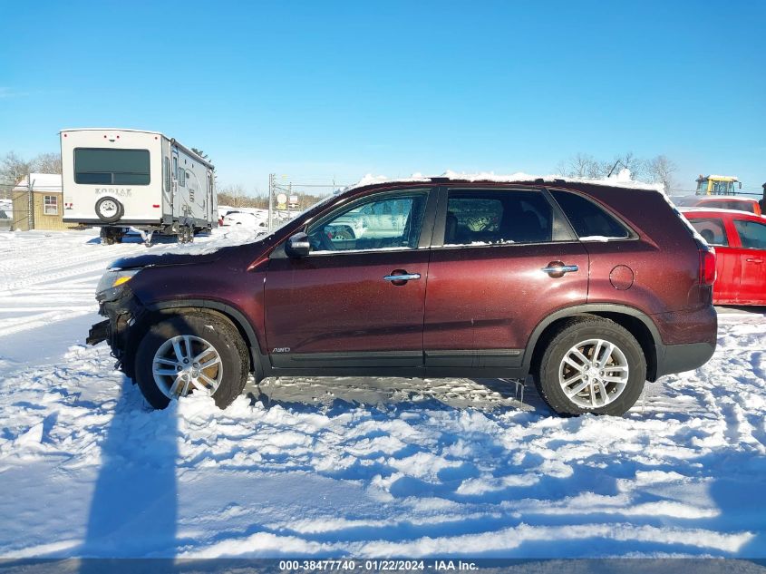 2015 KIA SORENTO LX - 5XYKTCA60FG640345