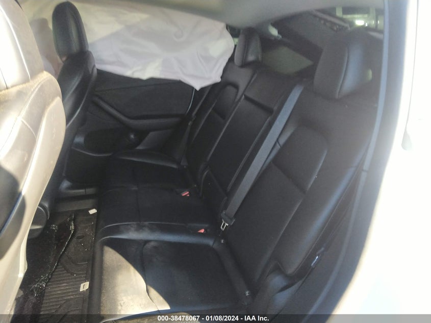 2022 TESLA MODEL Y U   U(VIN: 7SAYGDEF9NF551106