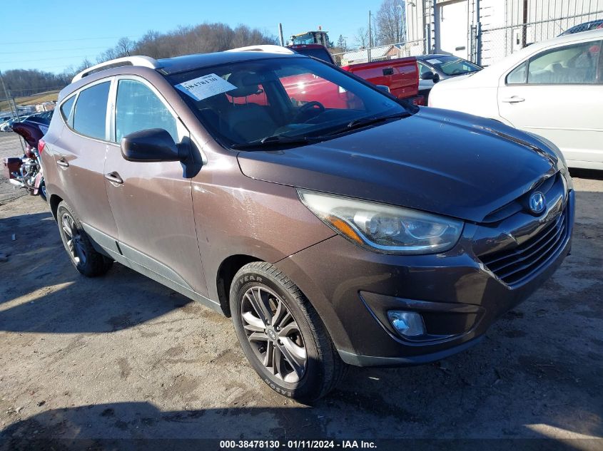 2015 HYUNDAI TUCSON SE - KM8JUCAG5FU955220