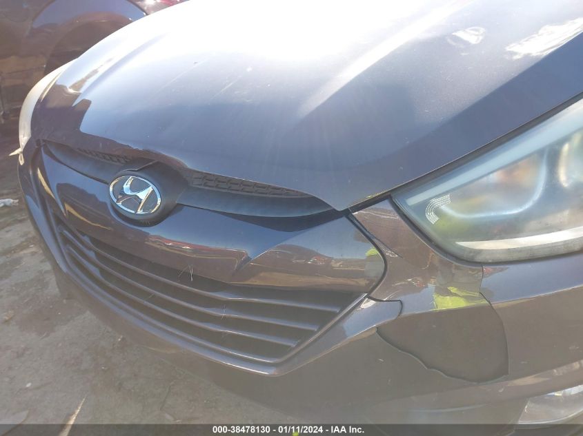 2015 HYUNDAI TUCSON SE - KM8JUCAG5FU955220