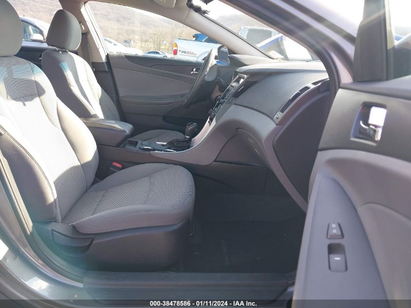 2013 HYUNDAI SONATA GLS - 5NPEB4AC0DH718186