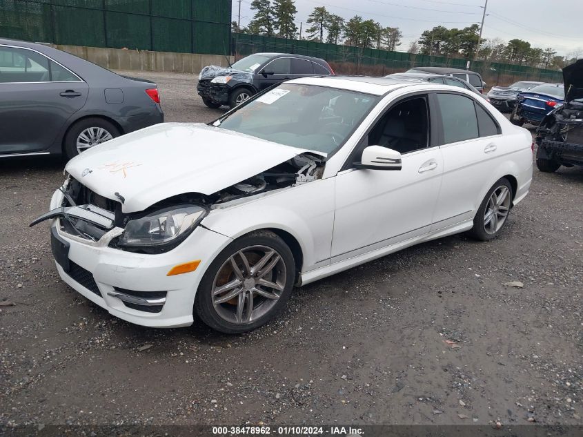 2013 MERCEDES-BENZ C 300 LUXURY 4MATIC/SPORT 4MATIC - WDDGF8AB4DR242504