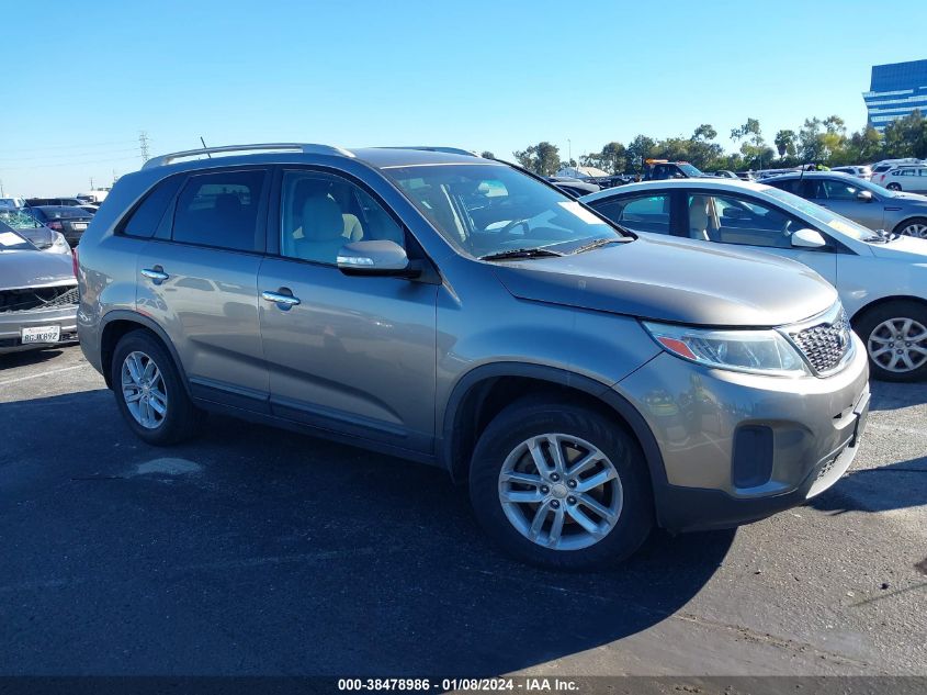 2015 KIA SORENTO LX V6 - 5XYKT4A75FG638542