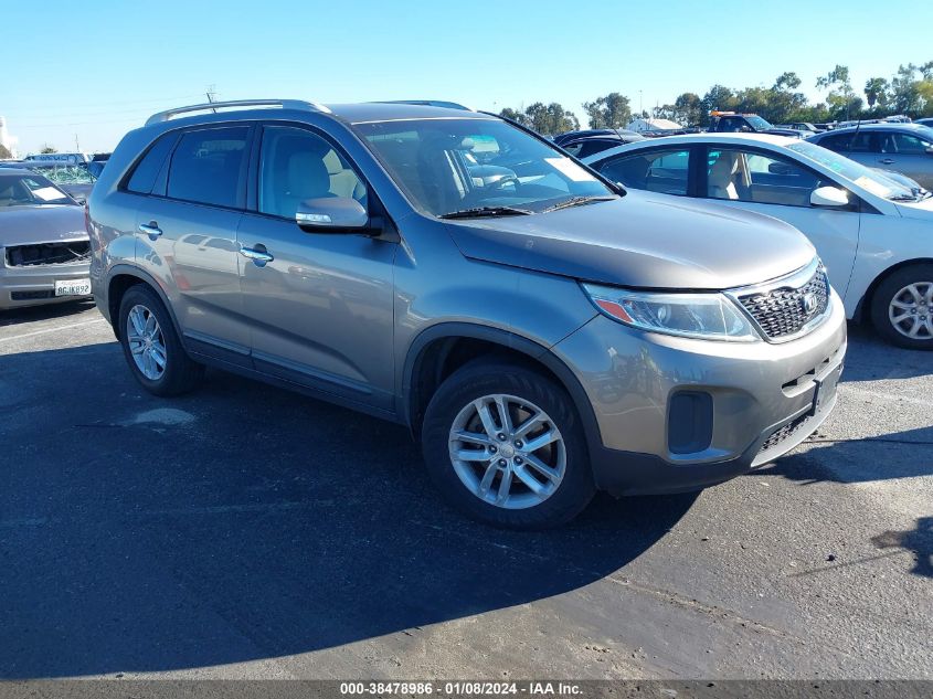 2015 KIA SORENTO LX V6 - 5XYKT4A75FG638542