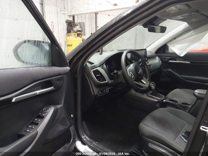 2023 KIA SELTOS LX - KNDEPCAA8P7423811