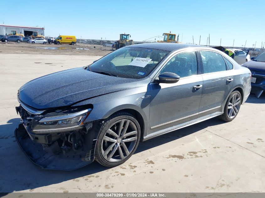 2017 VOLKSWAGEN PASSAT R-LINE - 1VWDT7A34HC081635