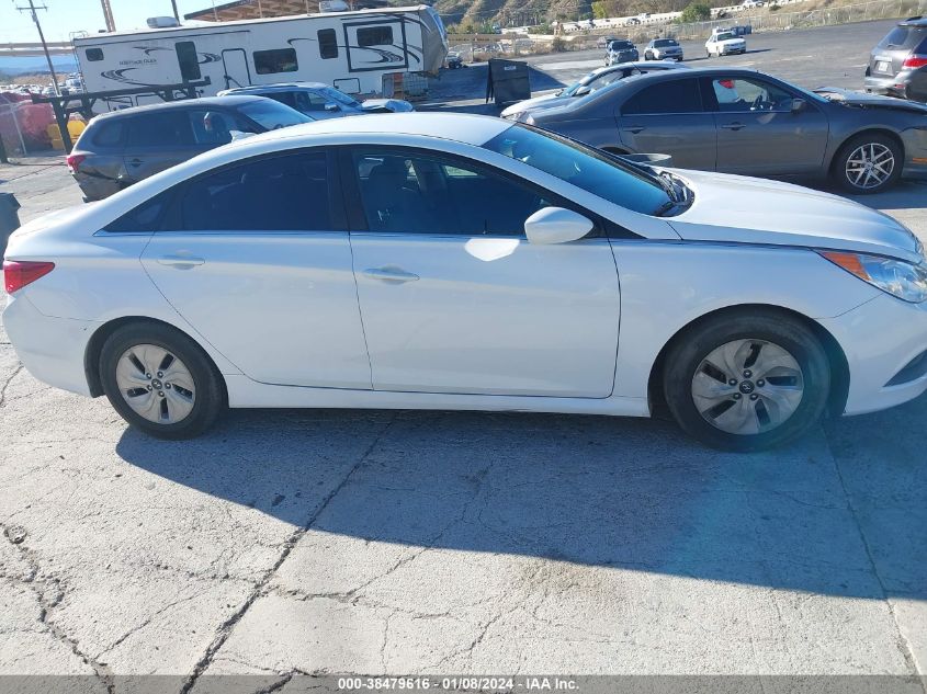 2014 HYUNDAI SONATA GLS - 5NPEB4AC9EH825402