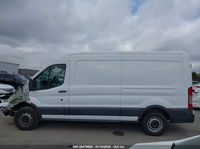 VIN 1FTYE2CMXJKA79181 2018 FORD TRANSIT-150 T-150
