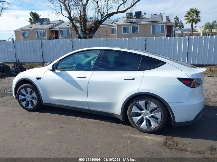 2021 TESLA MODEL Y - 5YJYGAEE4MF301354
