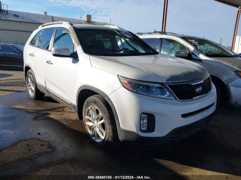 2014 KIA SORENTO LX - 5XYKT4A60EG541402