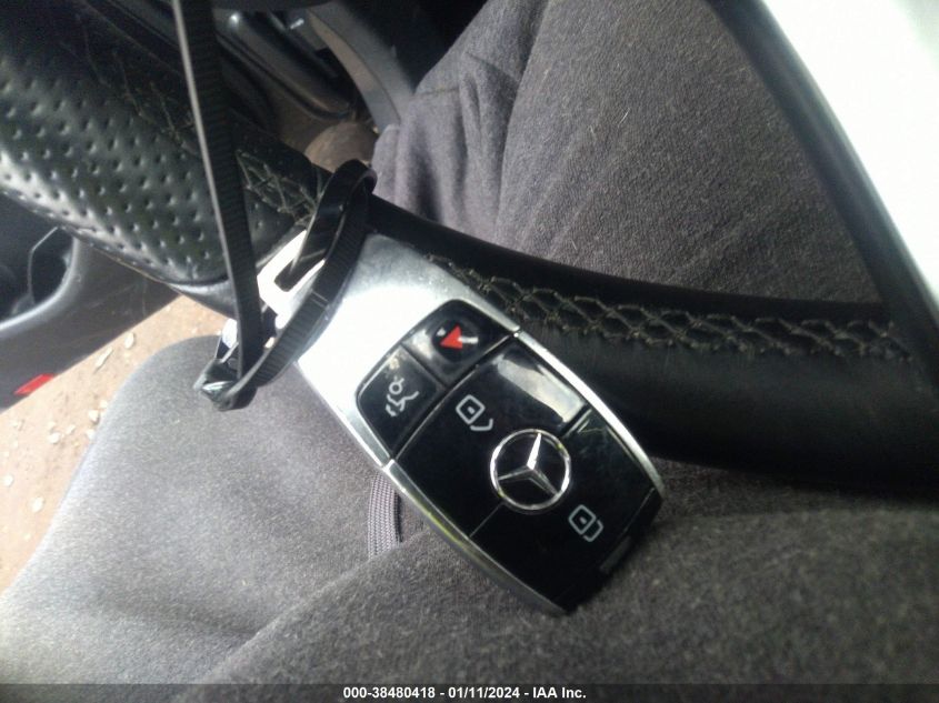 2018 MERCEDES-BENZ E 300 4MATIC - WDDZF4KB8JA388771