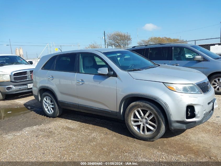 2015 KIA SORENTO LX - 5XYKT3A6XFG599688