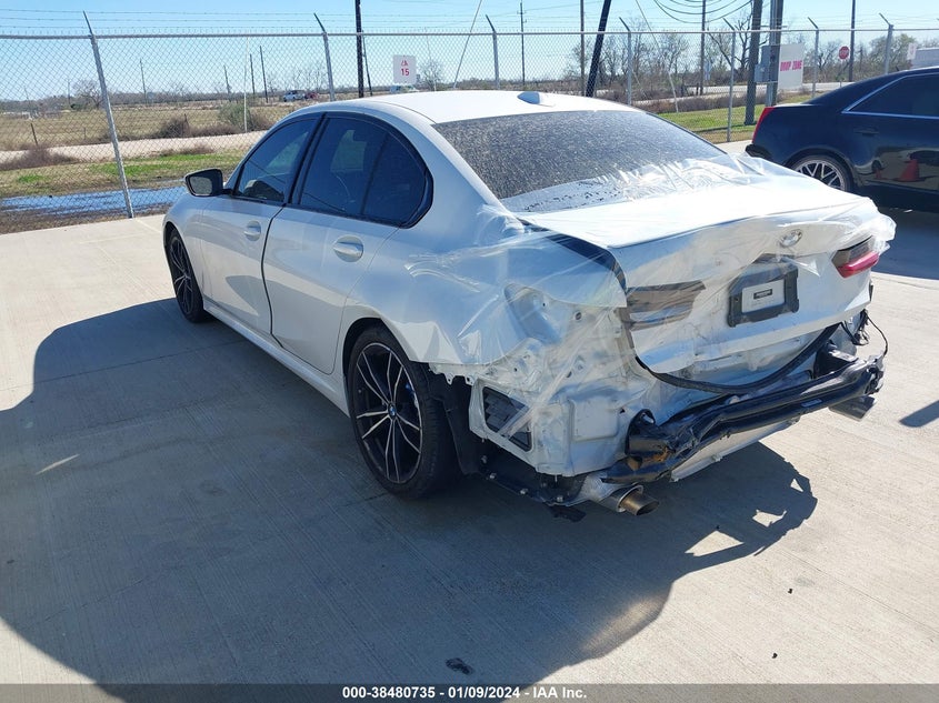 VIN 3MW69FF0XP8C80579 2023 BMW 330I