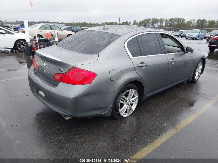 2013 INFINITI G37 JOURNEY/SPORT - JN1CV6AP8DM724274