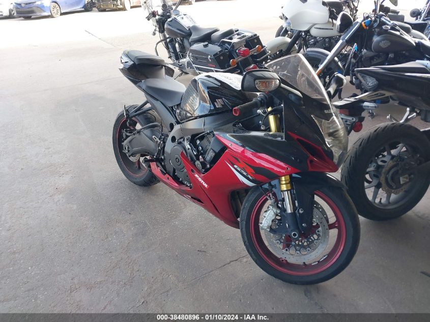 2018 SUZUKI GSX-R750 - JS1GR7MA5J2100160