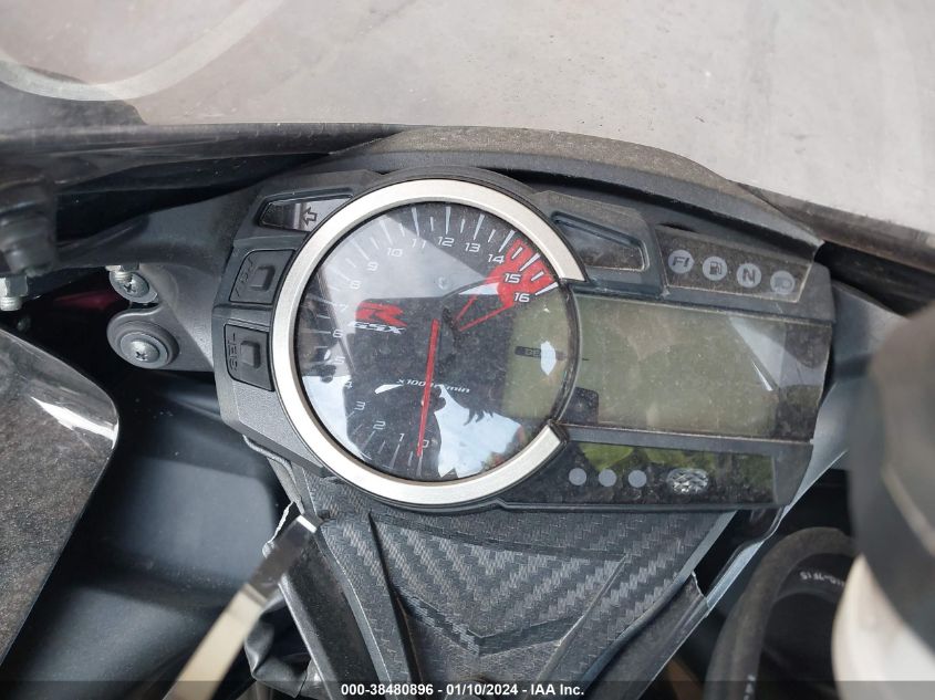 2018 SUZUKI GSX-R750 JS1GR7MA5J2100160
