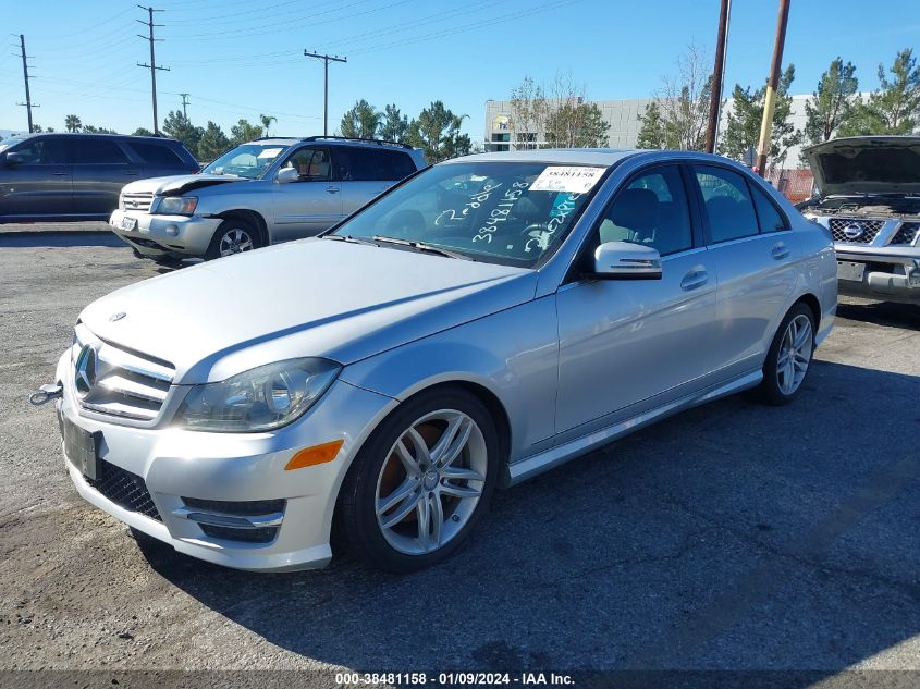 2013 MERCEDES-BENZ C 300 LUXURY 4MATIC/SPORT 4MATIC - WDDGF8AB6DR282082