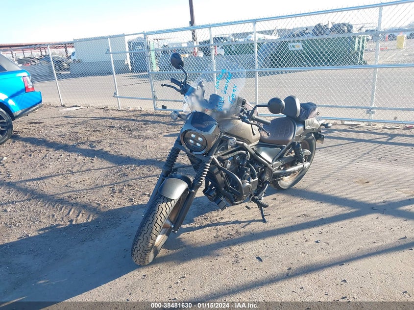 VIN MLHPC5619P5600464 2023 HONDA CMX500