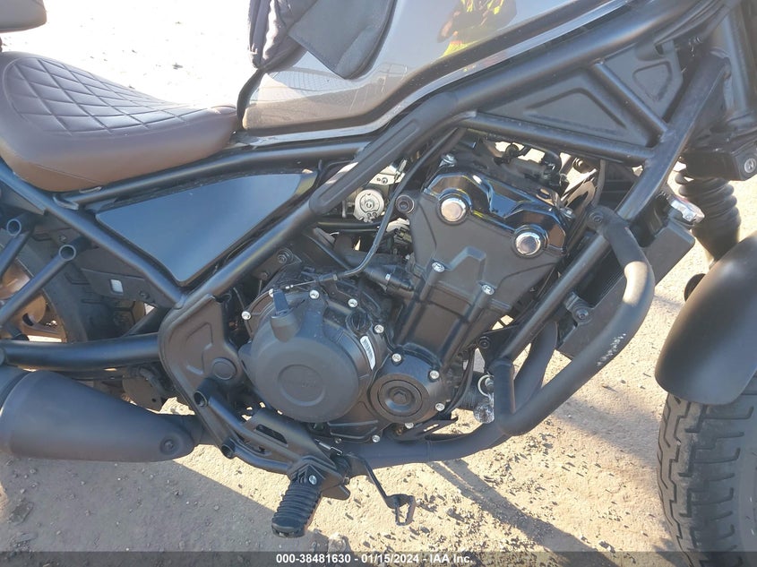 VIN MLHPC5619P5600464 2023 HONDA CMX500