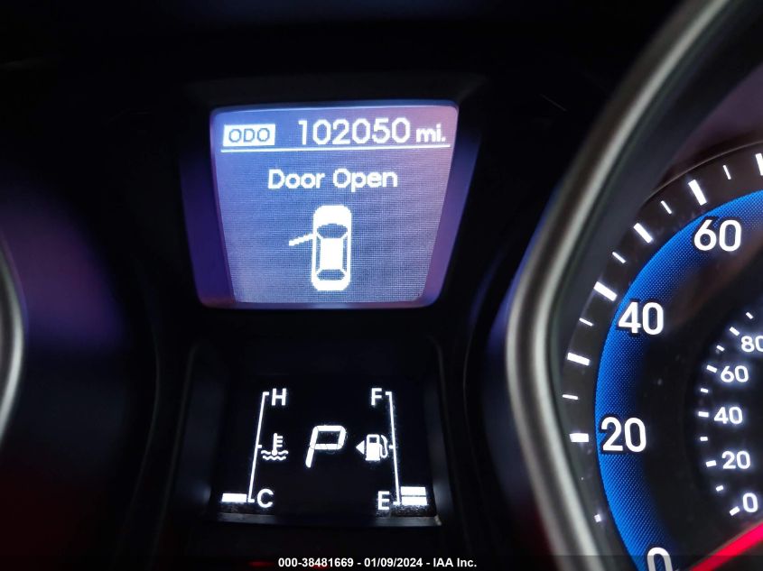 2013 HYUNDAI ELANTRA GT - KMHD35LE4DU046177