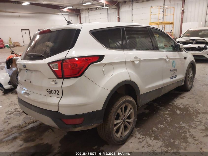 2019 FORD ESCAPE SE - 1FMCU9GD9KUB65437