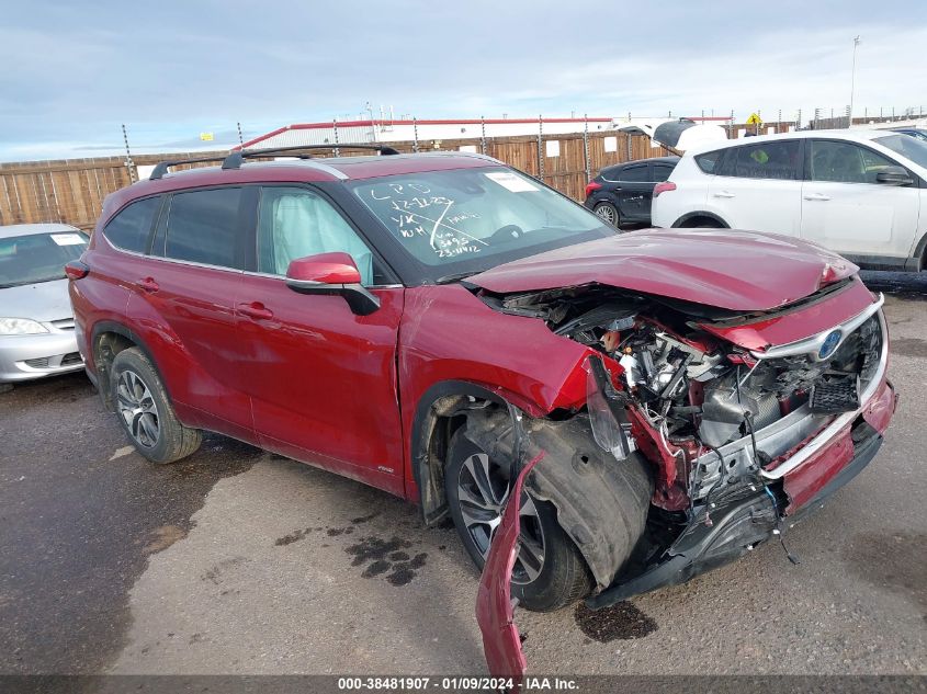 2023 TOYOTA HIGHLANDER HYBRID XLE - 5TDKBRCH0PS133695