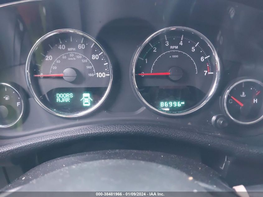 2015 JEEP WRANGLER UNLIMITED SPORT - 1C4BJWDG1FL555904