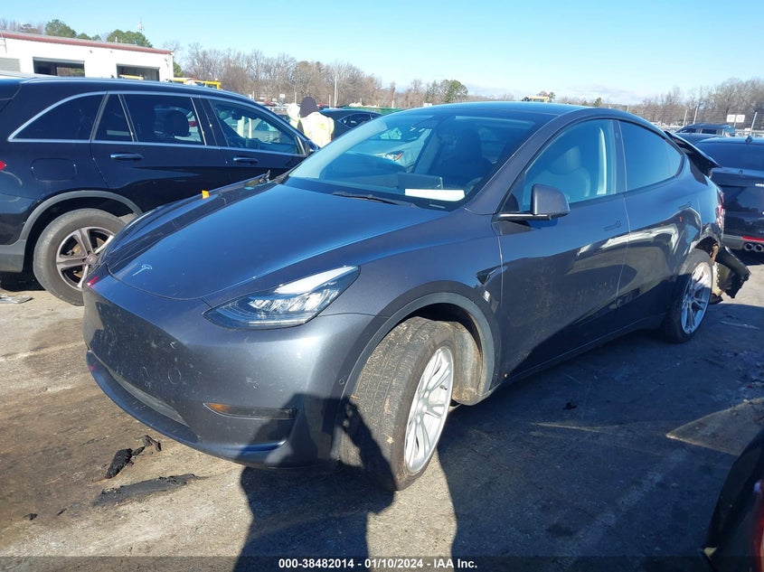 VIN 7SAYGDEE1NA005629 2022 TESLA MODEL Y LONG RANGE DUAL MOTOR ALL-WHEEL DRIVE