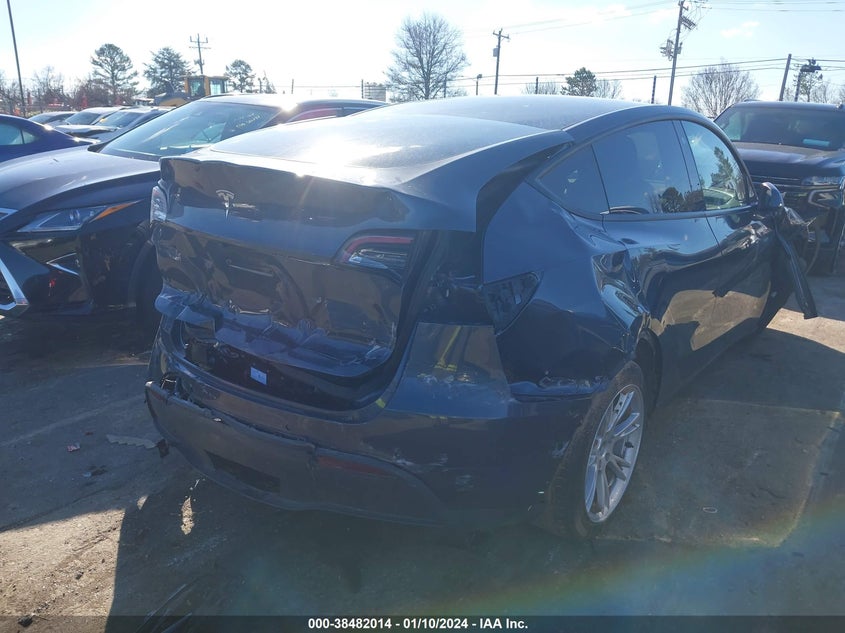 VIN 7SAYGDEE1NA005629 2022 TESLA MODEL Y LONG RANGE DUAL MOTOR ALL-WHEEL DRIVE