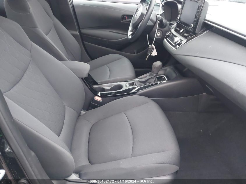 2022 TOYOTA COROLLA LE - 5YFEPMAE6NP383989