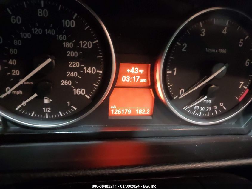 2015 BMW X1 SDRIVE28I - WBAVM1C5XFVW58005