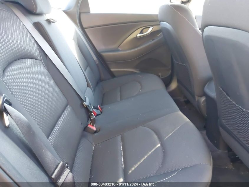 2018 HYUNDAI ELANTRA GT - KMHH35LE2JU036311
