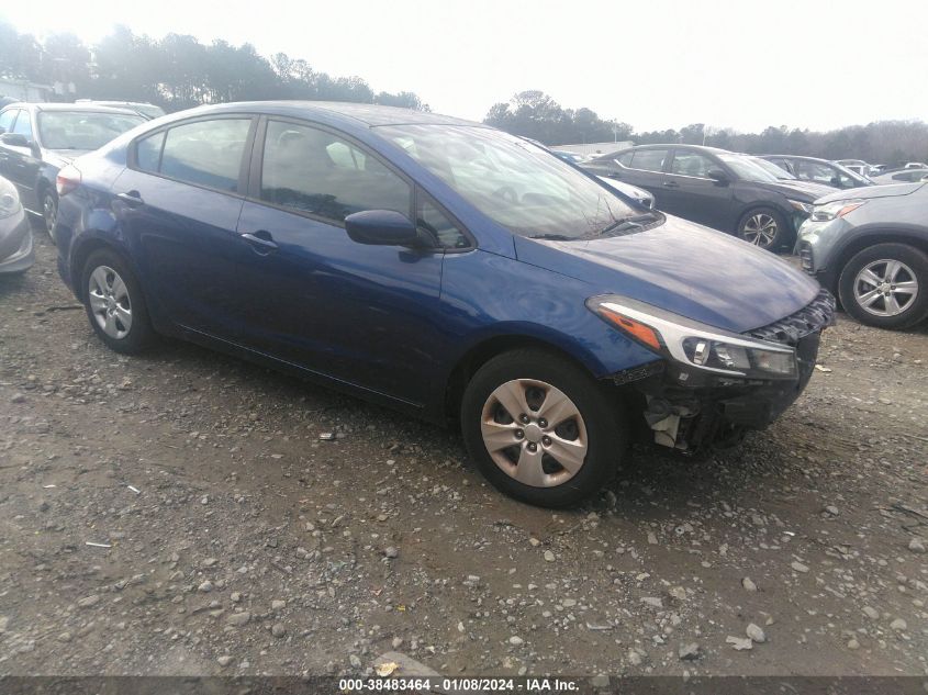 3KPFK4A75JE168135 | 2018 KIA FORTE