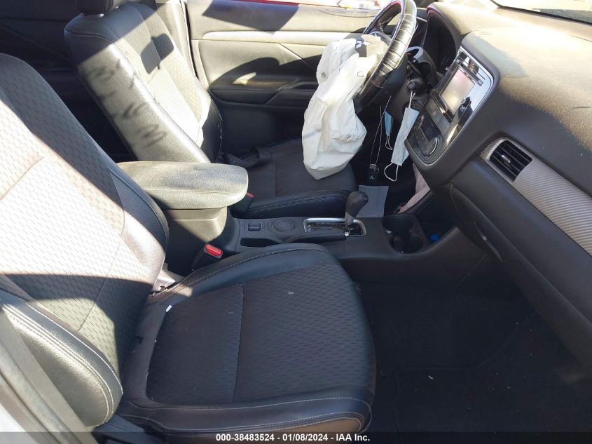 2015 MITSUBISHI OUTLANDER SE - JA4AD3A36FZ014163