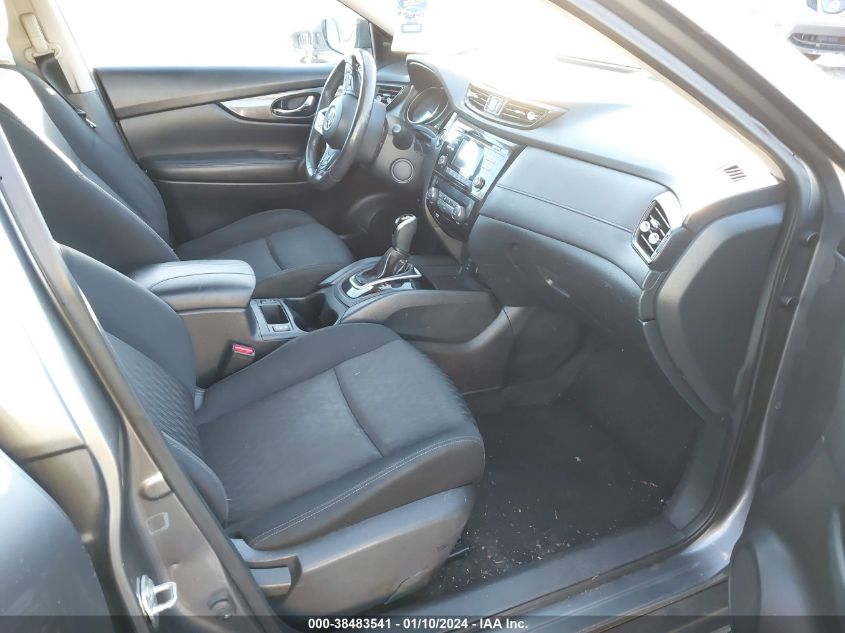 2017 NISSAN ROGUE SV - KNMAT2MT5HP598214