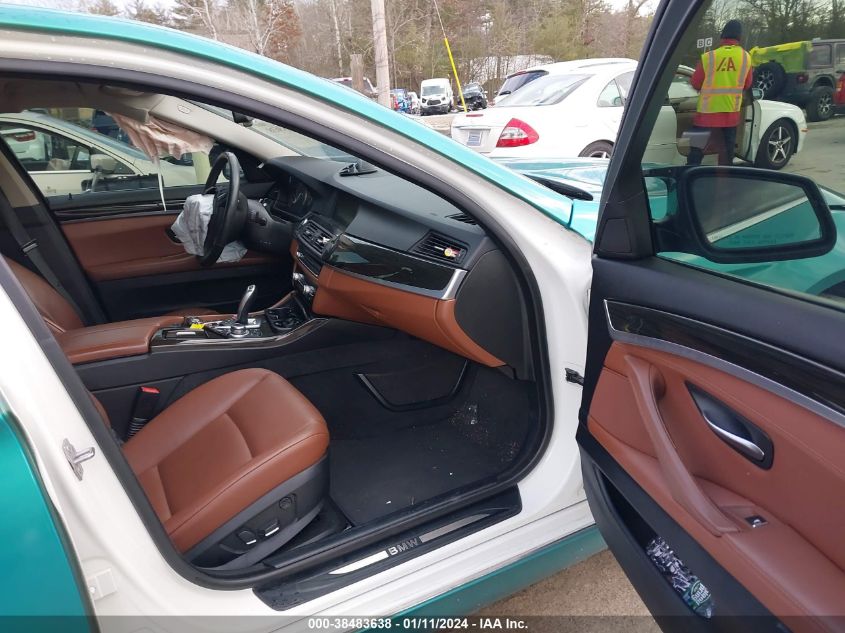 2013 BMW 528I XDRIVE - WBAXH5C57DDW14390