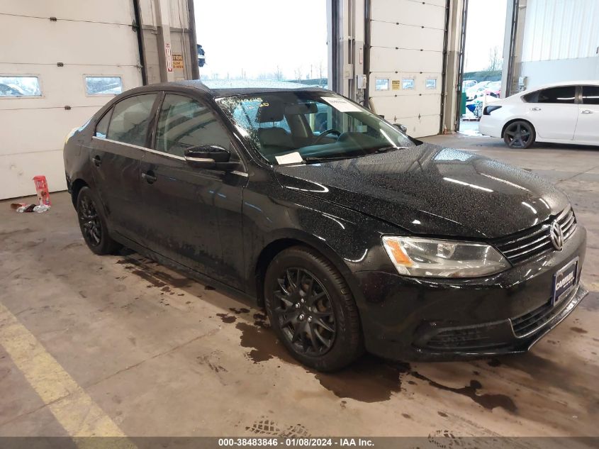 2013 VOLKSWAGEN JETTA 2.5L SE - 3VWDP7AJ7DM446885