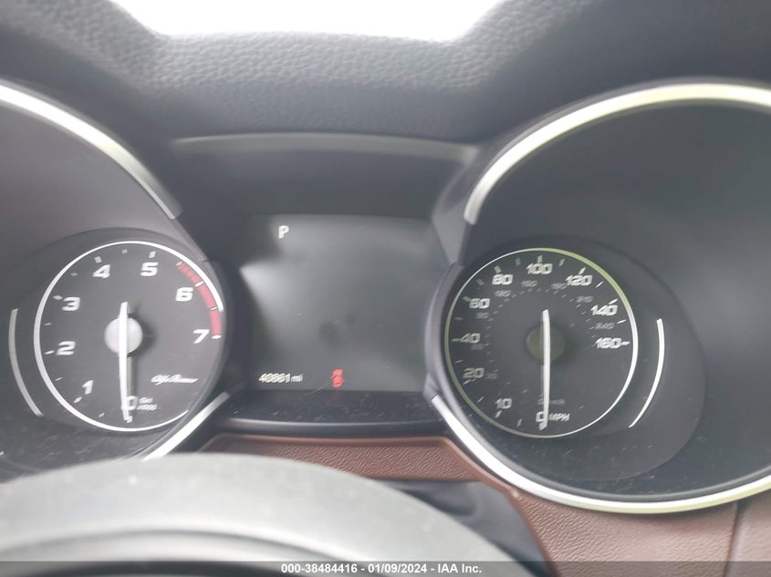 VIN ZASPAJAN7L7C92907 2020 ALFA ROMEO STELVIO