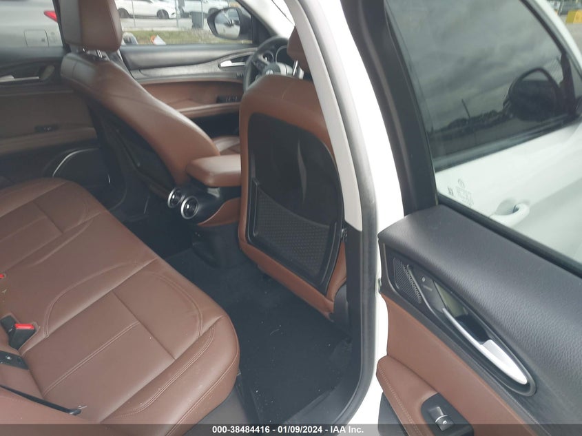 VIN ZASPAJAN7L7C92907 2020 ALFA ROMEO STELVIO