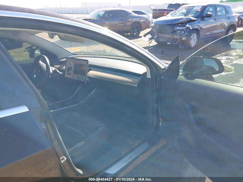 2018 TESLA MODEL 3 LONG RANGE/MID RANGE - 5YJ3E1EA5JF151795