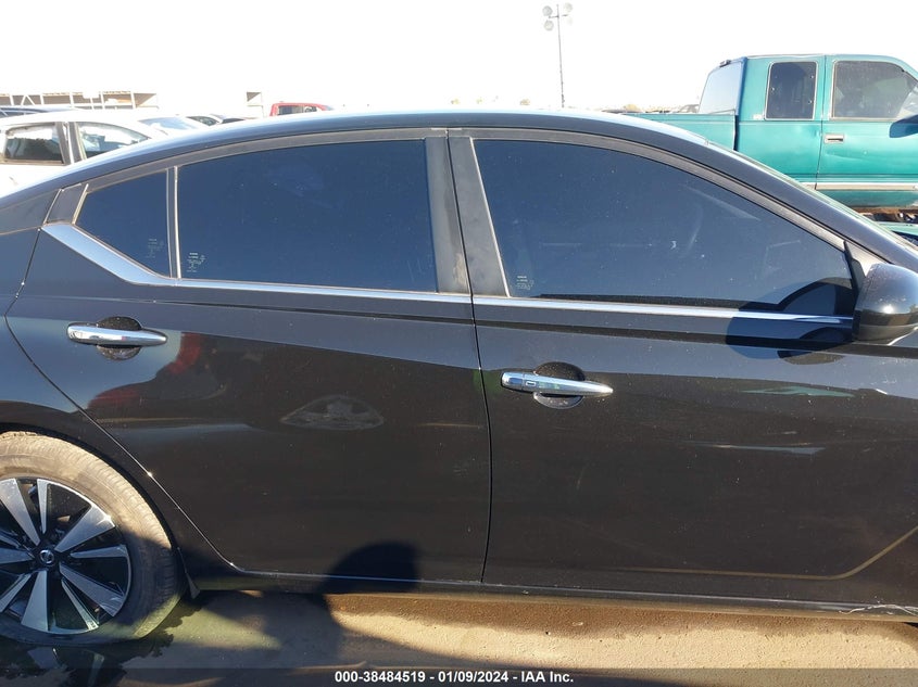 VIN 1N4BL4DV3MN366692 2021 NISSAN ALTIMA SV FWD